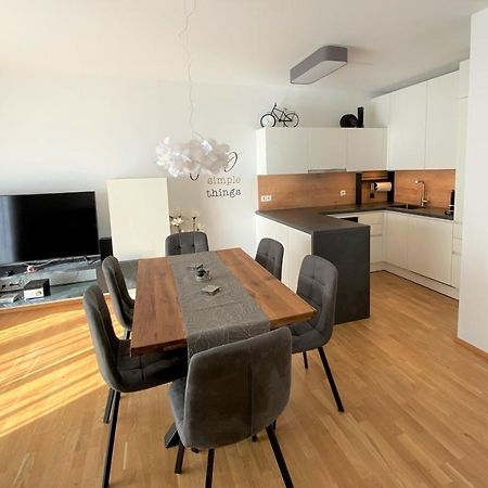 Wein Kultur Apartment Flavia Solva Wagna Esterno foto