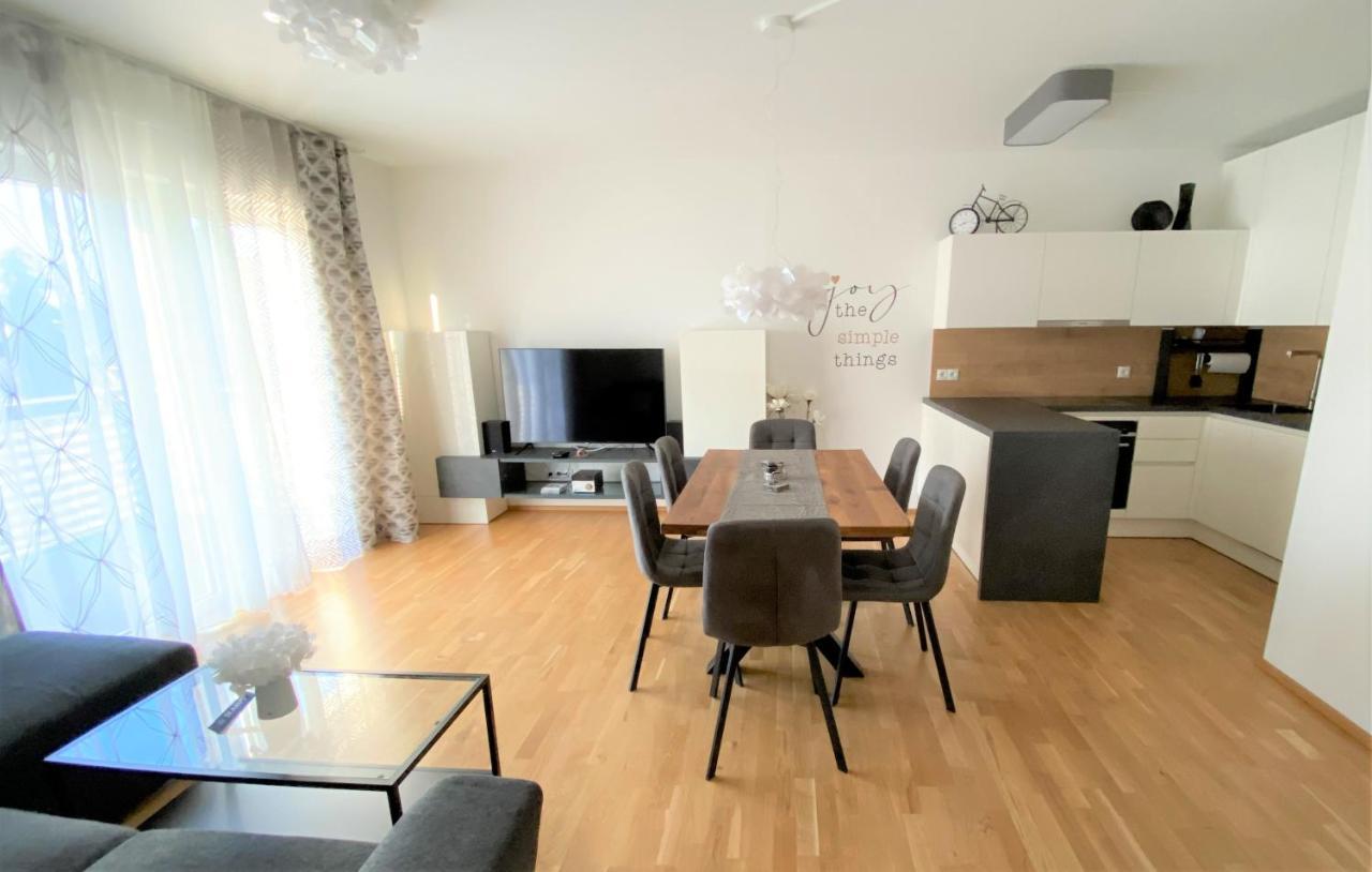 Wein Kultur Apartment Flavia Solva Wagna Esterno foto