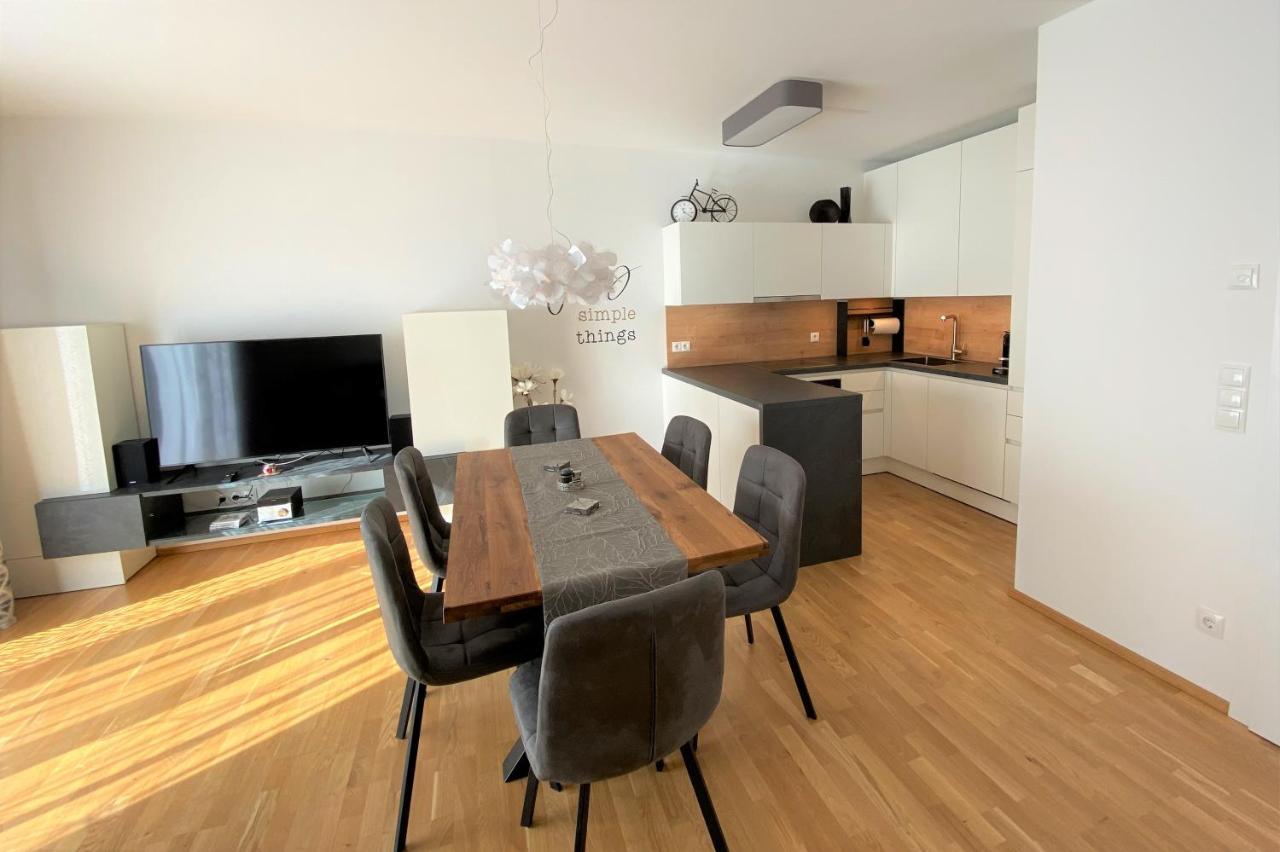 Wein Kultur Apartment Flavia Solva Wagna Esterno foto